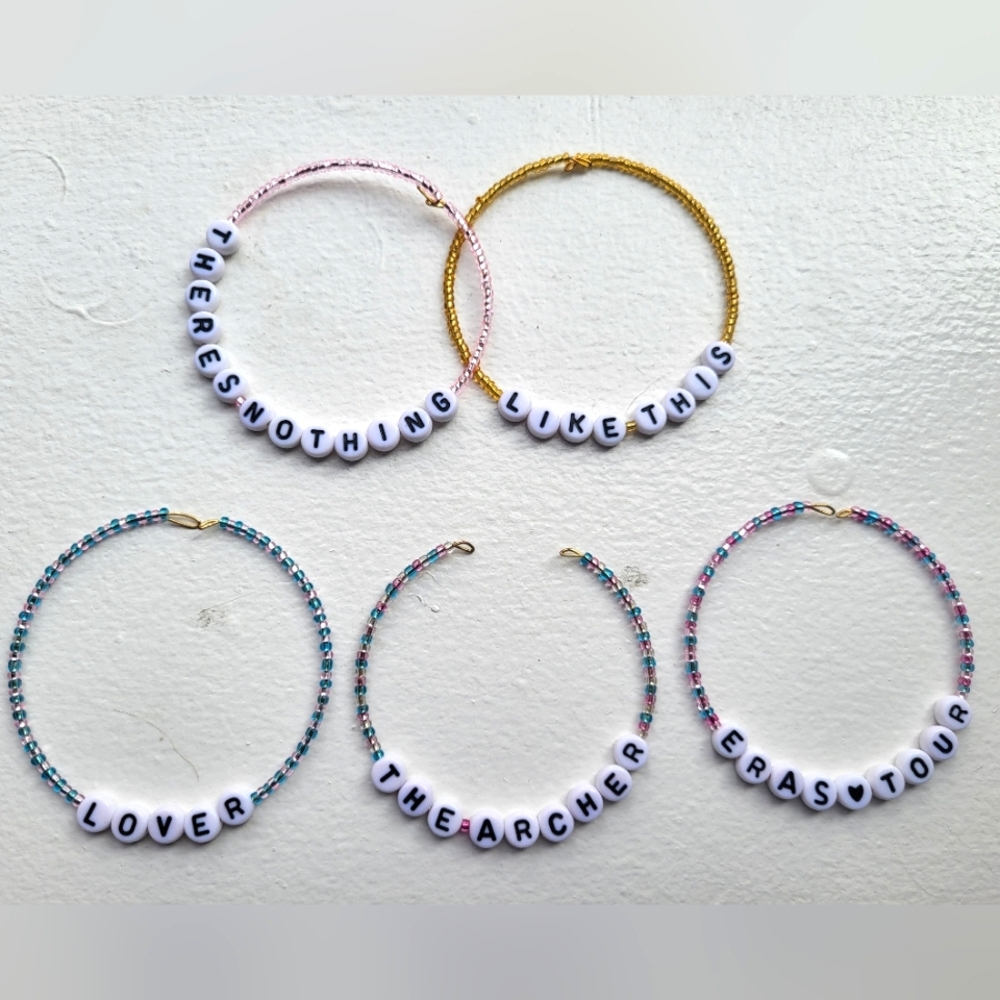 Set of 5 Taylor Swift Eras Tour Bracelets - Lover
